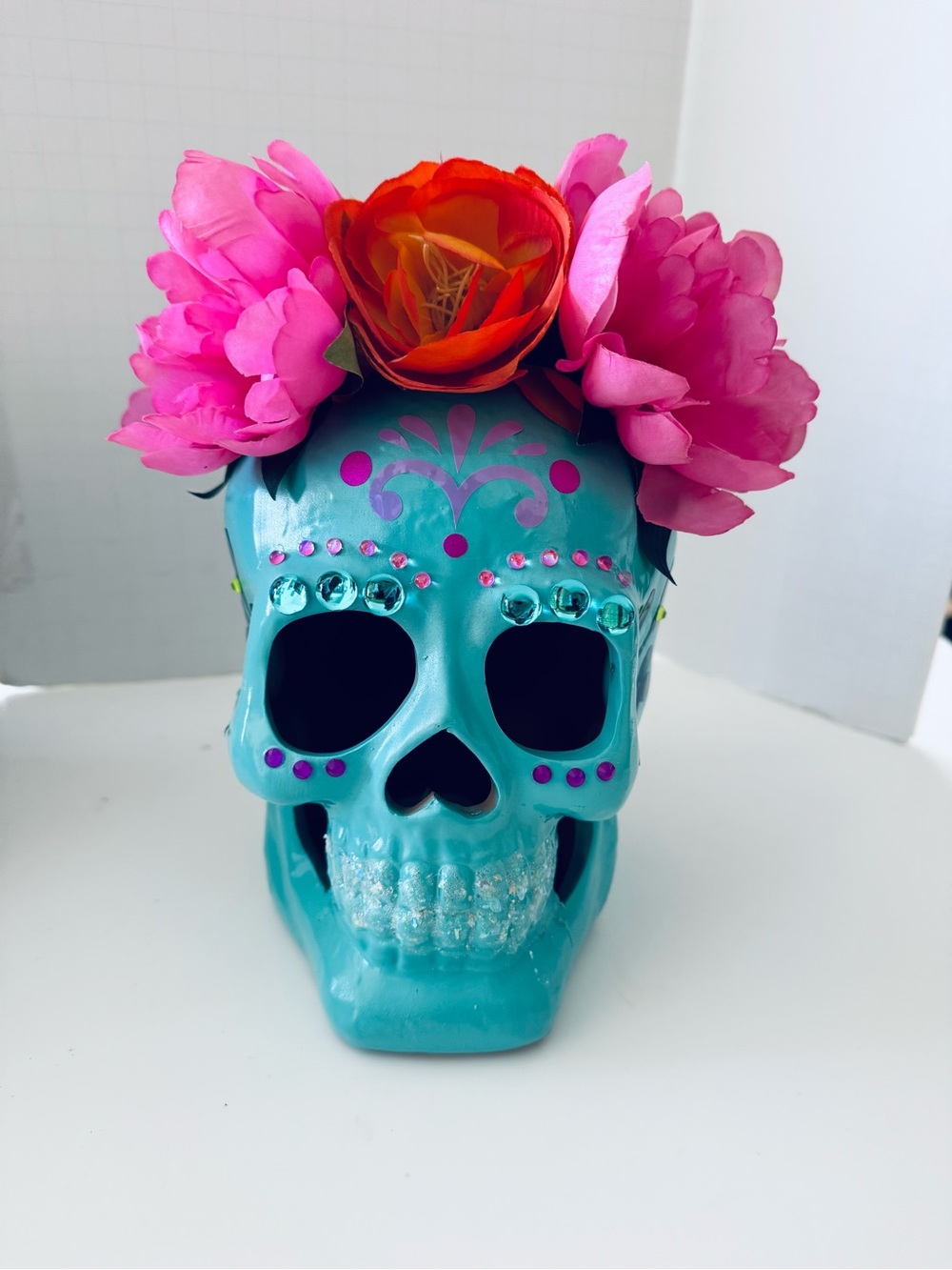 Dia de los Muertos Lighted Sugar Skull Decor